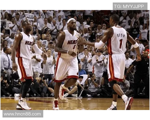 2011年NBA季后赛小牛与雷霆的激烈对决与历史性时刻回顾